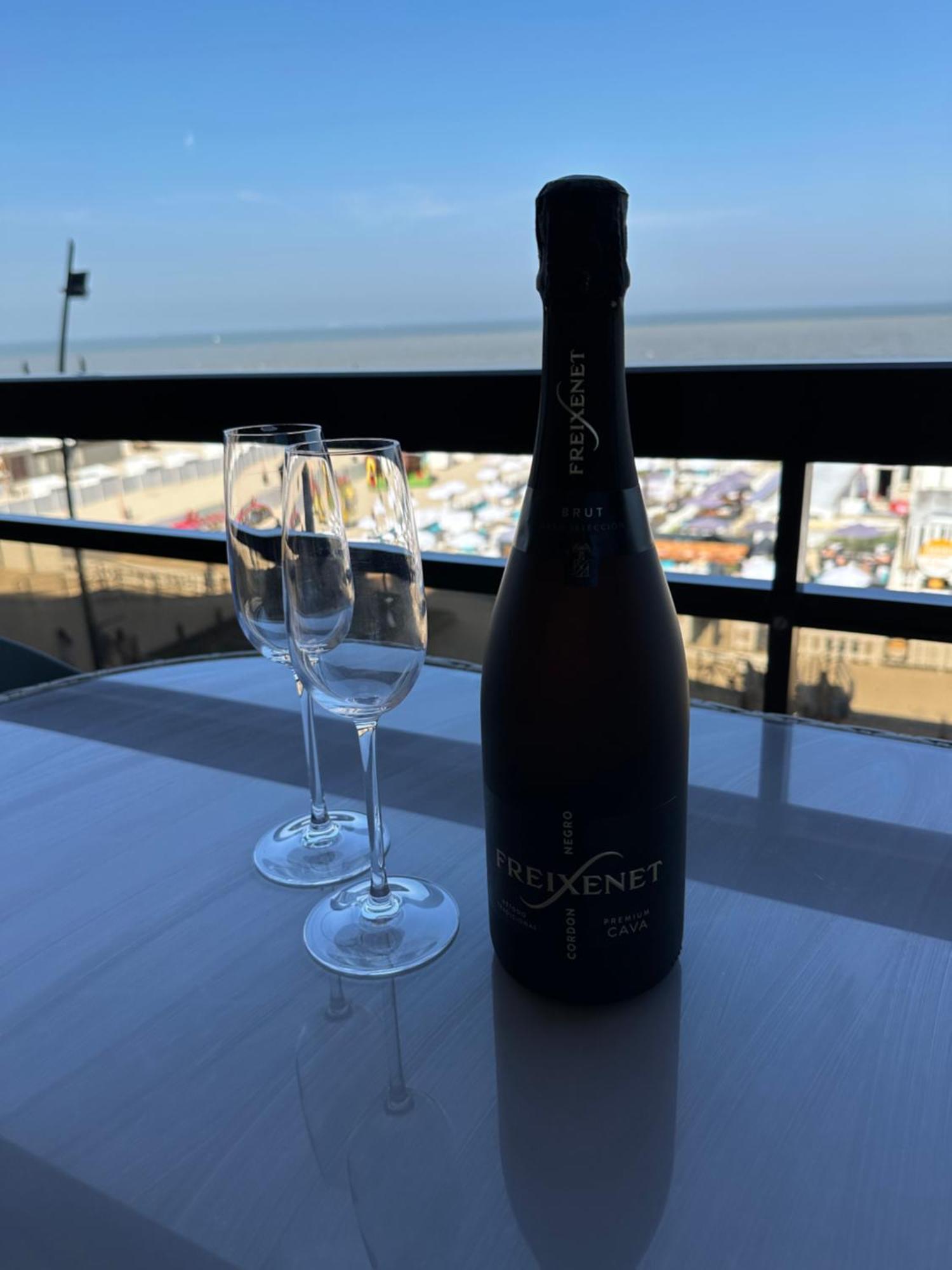C- View Palace Blankenberge Luaran gambar